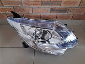 MITSUBISHI TRITON 17 ON BRAND NEW HEADLIGHTS FORSALE PRICE