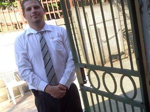 Barend middle age, I am looking for any , full-time or part time work