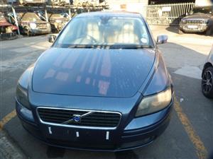 Volvo S40 2.5 Petrol Manual B5254T Blue - 2005 SPARESBOYZ STRIPPING FOR SPARES
