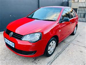 Vw polo vivo 2012 sedan 