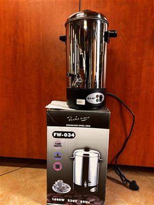 Fuchsware Stainless Steel Urn 8 ltr Brand New never been used