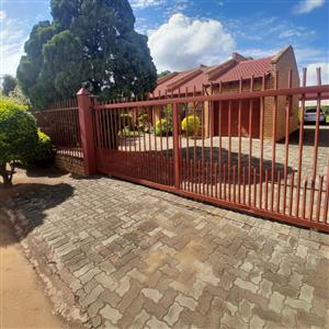 House For Sale in Hammanskraal
