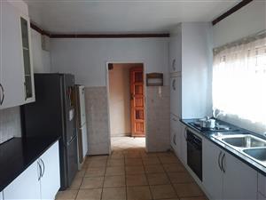 Newlands Unfurnished Room to Rent