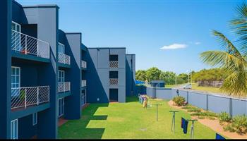 Well Maintained Ground Floor Unit Near the Beach!