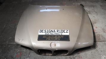 BMW E39  BONNET 