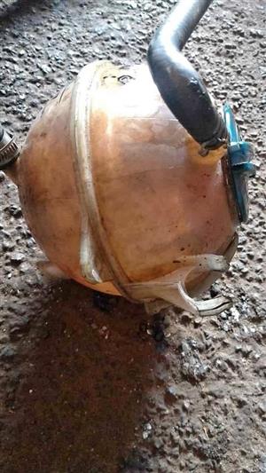 VW golf 5 2.0 TDI water bottle