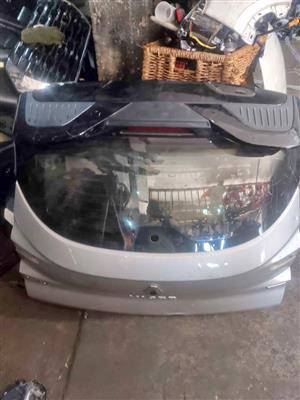 Renault Kiger tailgate