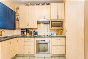 Spacious, Modern & Ready For Occupation