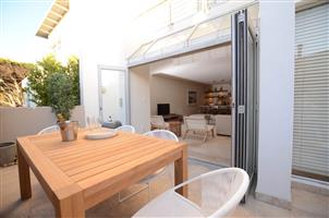 Sunny Filled Spacious Two Bedroom Townhouse