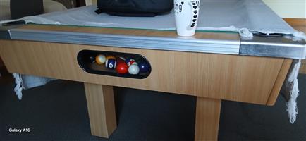 Standard Pooltable for sale