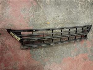 VW POLO 9 GRILL