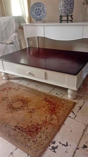 STUNNINGLY  GORGEOUS WETHERLEYS Coffee Table with drawers BOTH sides. 1400x400x900 CRESTA RANDBURG