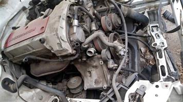 Mercedes Benz E200 complete Engine