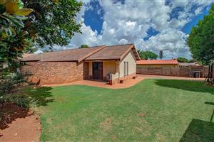 House For Sale in Valhalla