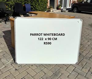 PARROT WHITEBOARD