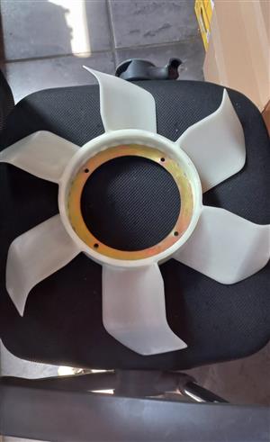 Mitsubishi new cooling fan for sale 