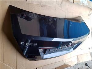 Mercedes benz W204 Bootlid