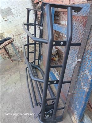 Toyota Hillux Bull bar and frame