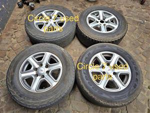Ford renger T6 17inch megs for sale WhatsApp or call 