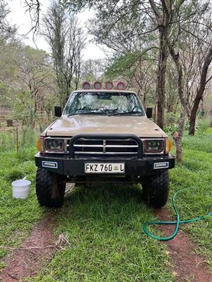 1992 TOYOTA HILUX 2.8 DIESEL (3L engine)