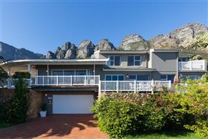 House For Sale in Camps Bay