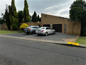 House Rental Monthly in Sunward Park