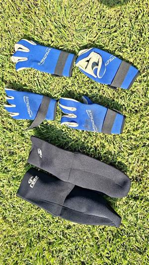 Diving Gloves and Socks