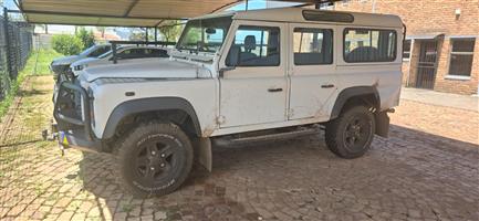 Land Rover Defender 110 TD5 for sale!