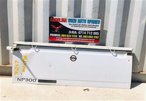 Nissan NP300 Hardbody tailgate (2007-2021)