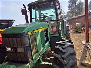 6910 John Deere Tractor, 8000 hours, (+Vat),100% working condition,