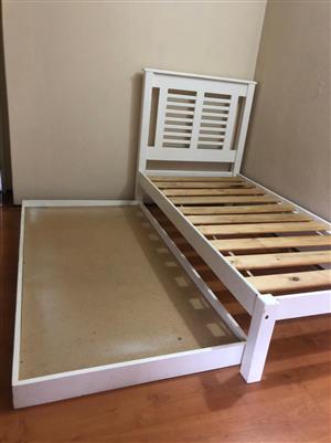 Pinewood single bed frame with single bed insert