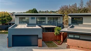 House For Sale in Waterkloof Ridge