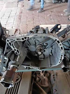RENAULT SANDERO GEARBOX FOR SALE