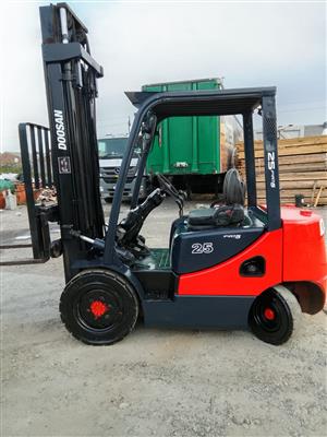 Doosan 2.5 t forklift for Sale