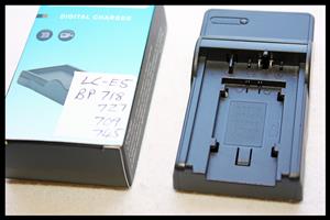 USB Battery Charger for Canon