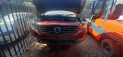 Volvo S60 1.6 T4 2014 used bonnet for sale 