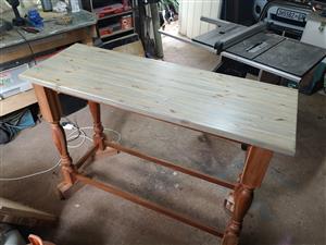 Saligna table with pine top 1.5mx530x930h