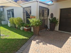 Townhouse For Sale in Grabouw