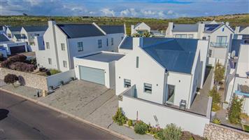 3 bedroom family home in secure estate