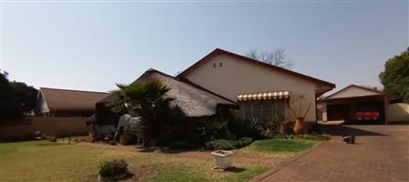 Spacious Family Home in a Sought-After Area