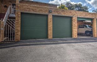 Townhouse For Sale in Birchleigh & Ext