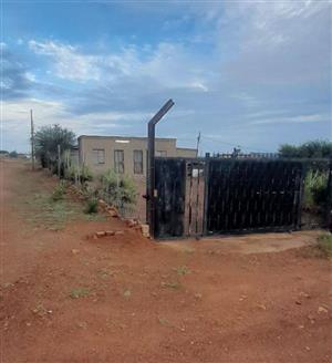 land for sale 1123 square metre in Soshanguve ,Mabopane . Consists of two rooms and toilet. There is