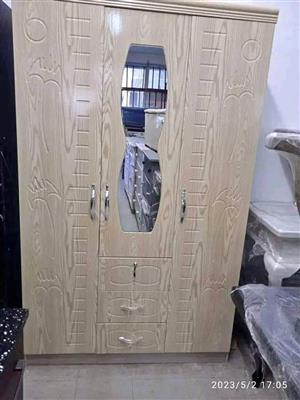 Brand new wardrobe on crazy special cash on delivery