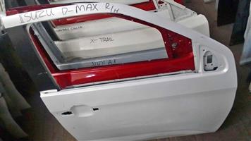 Isuzu D-max door