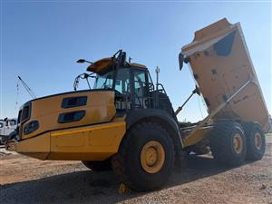 2021 BELL B40E 6x6 ADT