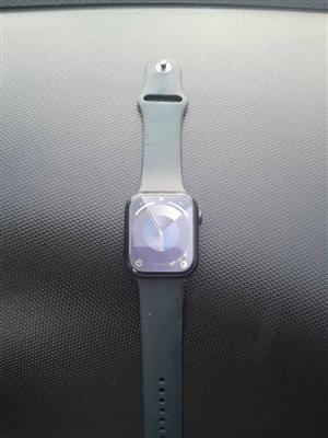 Apple Watch Series 8 GPS + Cellular 45mm