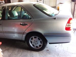 Mercedes Benz 1993 C - class Elegance 