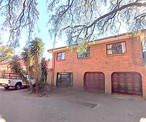 House For Sale in Parkhill Gardens