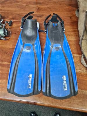 Mares scuba fins