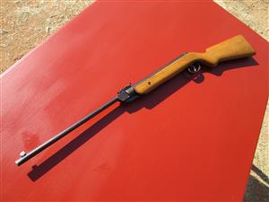 GECADO Mod 23 (1 of 2): air-gun, air-rifle, vintage. Also avail.: Falke, BSA, et